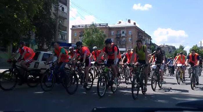 Велодень в Балаклії:  Сотні людей долучилися до традиційної і чи не наймасовішої спортивної події літа