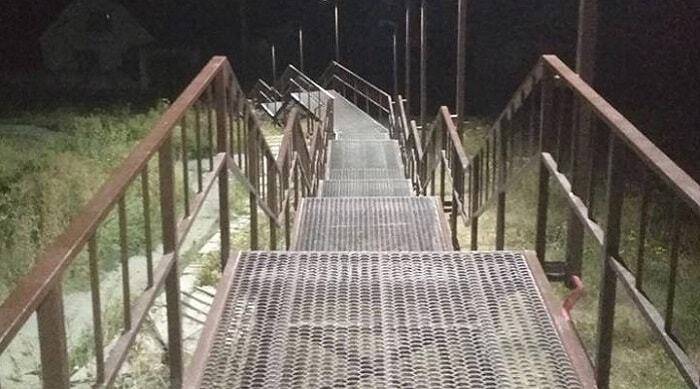 В Балаклее завершаются работы с устройством лестницы до микрорайона Лагеря