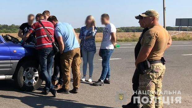 В Изюмском районе полицейские изъяли у мужчины оружие и боеприпасы