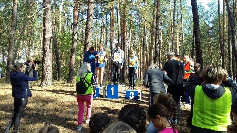 В Балаклее прошли соревнования по легкоатлетическому кроссу "Золота осінь"