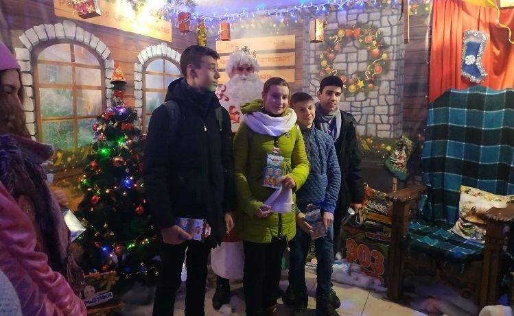 Свято продовжується! Поспішайте завітати до Миколая! — ФОТО, ВІДЕО
