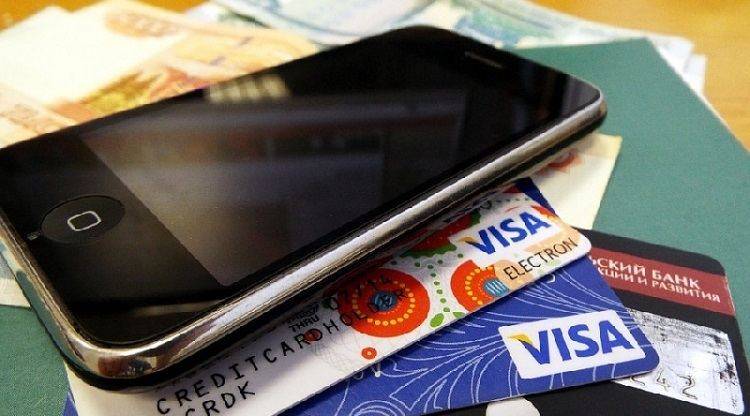 Шахраї вкрали з банківської картки жінки 20 тисяч гривень