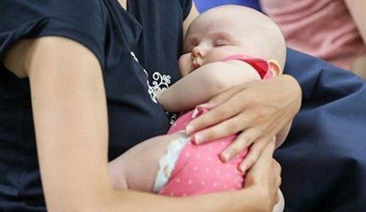 Харьковчанка родила первого ребенка в Украине в новом году
