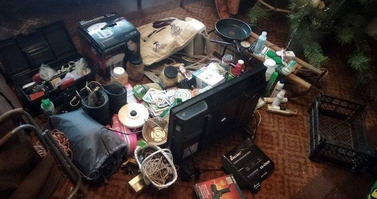 В Савинцах парочка с санками опозорилась