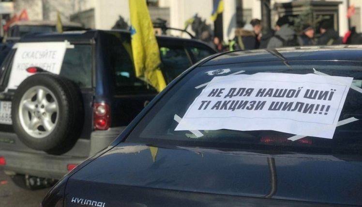 Поржали с бляхеров, теперь поржём с себя