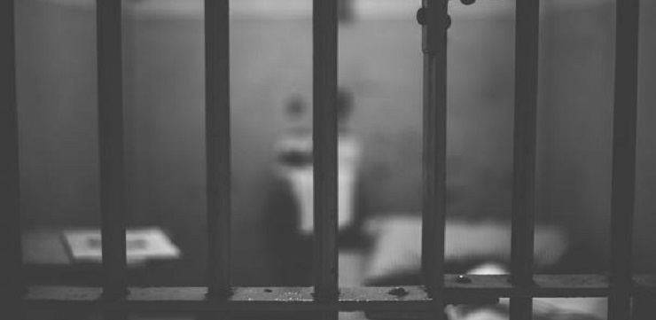 В Шевелевке Балаклейского района школьному учителю грозит тюрьма