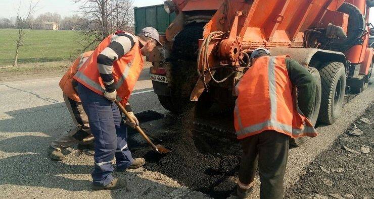 Какие дороги ремонтировали в Харьковской области
