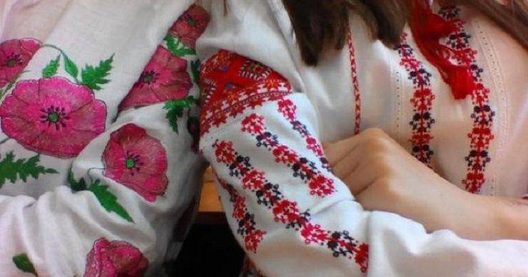 Мешканці нашого рідного міста Балаклія, також приєдналися до свята вишиванки, — ФОТО