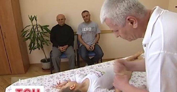 Український медик унікальною технологією ставить на ноги дітей із ДЦП