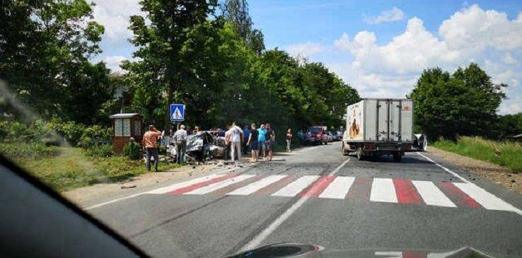 Под Ивано-Франковском полицейский сбил насмерть семью в лобовом ДТП