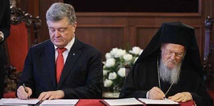 «Требует по $28 млн. ежемесячно!»: стали известны тайные церковные договоренности Порошенко