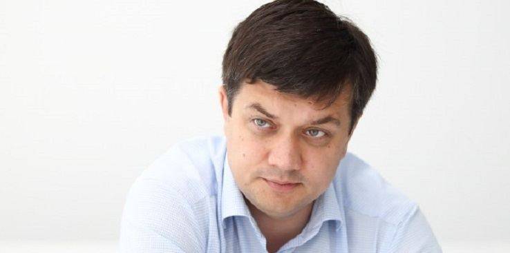«Не пришли — теряете мандат»: у Зеленского анонсировали драконовские меры против депутатов