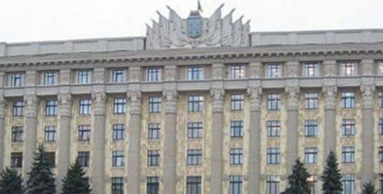 Трехмиллионная область не может иметь четыре района