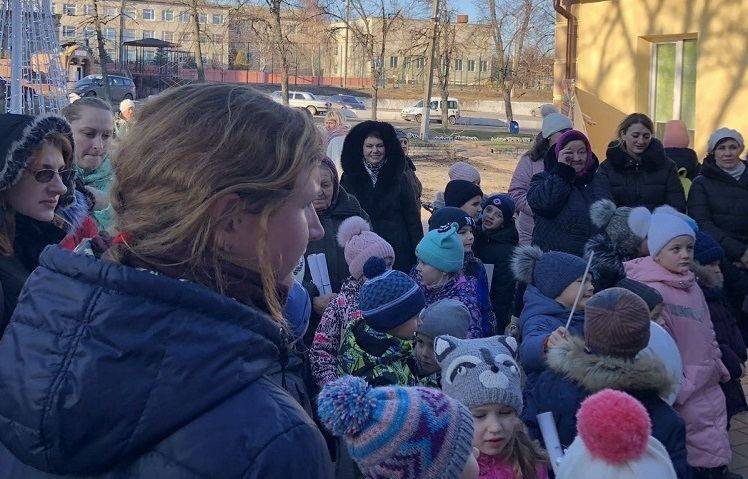 Праздник Святого Николая  в разгаре. В Дани — центре сейчас очень весело.