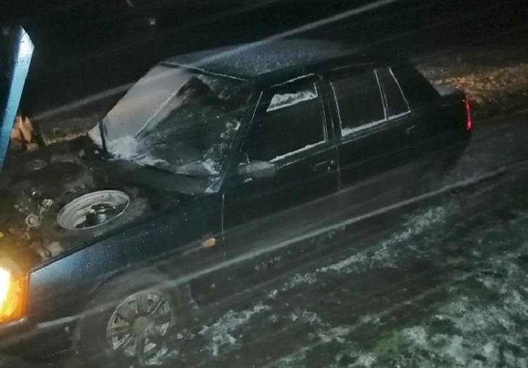 ПОМАТРОСИЛ И БРОСИЛ: НА ХАРЬКОВЩИНЕ НЕОПЫТНЫЙ АВТОВОР СМОГ ДОЕХАТЬ ТОЛЬКО ДО ПОЛЯ
