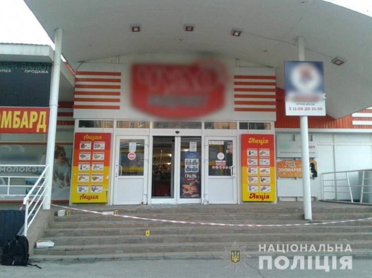 У Харкові в приміщенні супермаркету підірвали банкомат