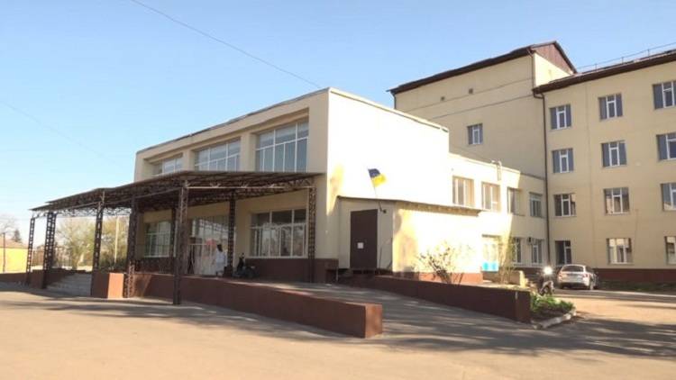В городской больнице на Харьковщине медики отказались работать