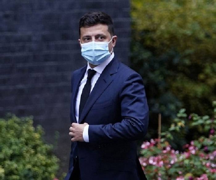 Президент Украины Владимир Зеленский заболел коронавирусной инфекцией COVID-19