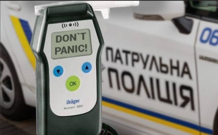 В Харькове пьяная мажорка на авто рассказывала кто и куда должен идти. Видео