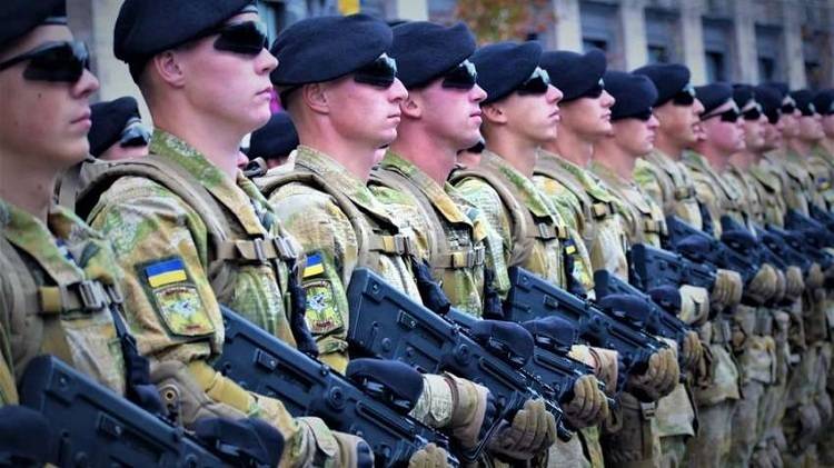 Украина перевела воинские звания на стандарты НАТО