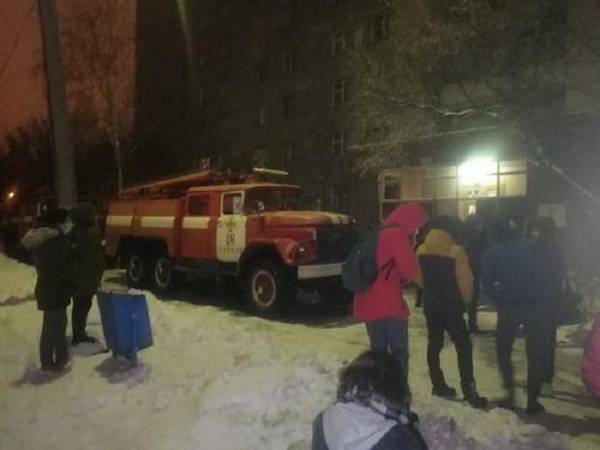 ЧП в студенческом общежитии Харькова: эвакуировали почти полсотни людей (фото)
