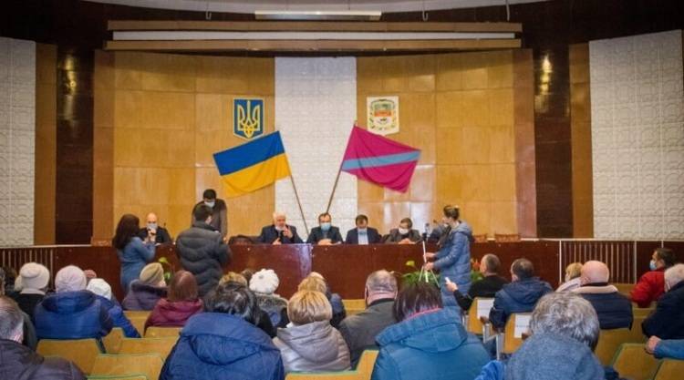 Нарада голів трьох об’єднаних територіальних громад колишнього Балаклійського району з керівниками Ізюмської районної ради