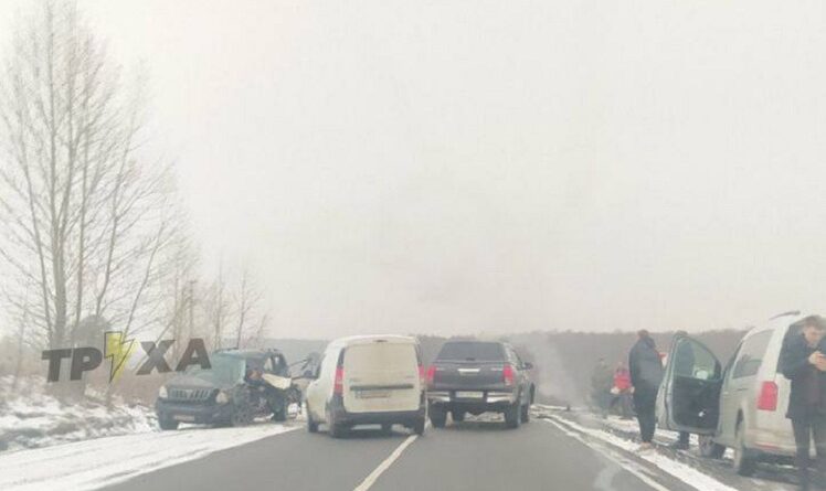 На трасі Мерефа-Зміїв сталося ДТП