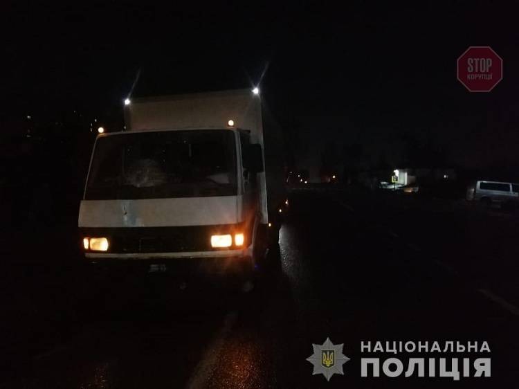 На Харьковщине грузовик насмерть сбил пожилого человека