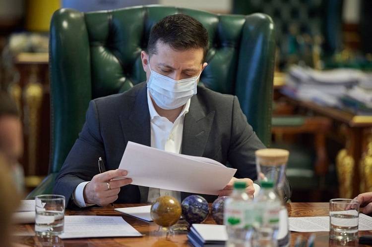 Зеленский пообещал украинским бизнесменам соцвыплаты за карантин