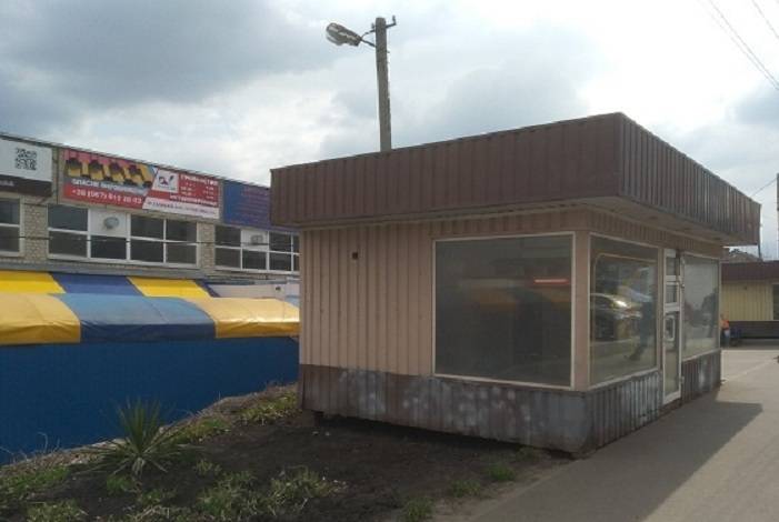 Балаклійська міська рада відреагувала на незаконно встановлені кіоски