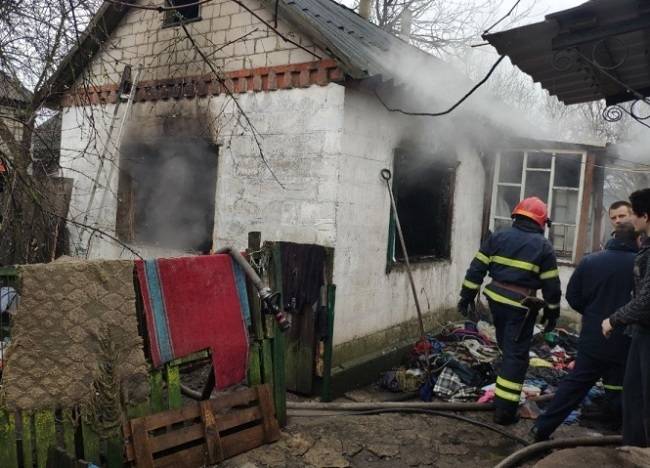 В Балаклії під час пожежі загинув пенсіонер