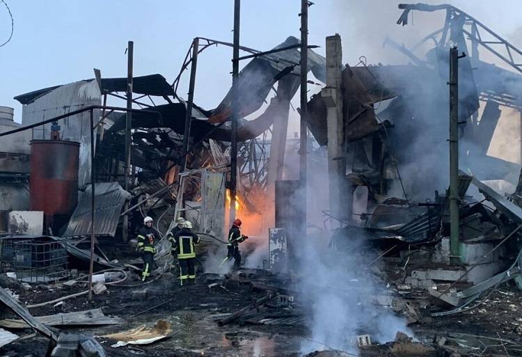 На харьковском предприятии по производству масла произошел взрыв, есть погибший