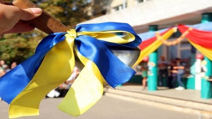 В громаді на Харківщині відмовилися від святкування “останнього дзвоника”