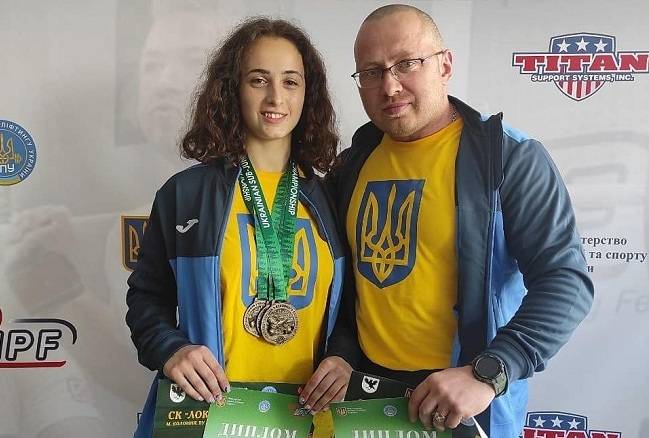 Балаклійська спортсменка стала рекордсменкою України з класичного пауерліфтингу