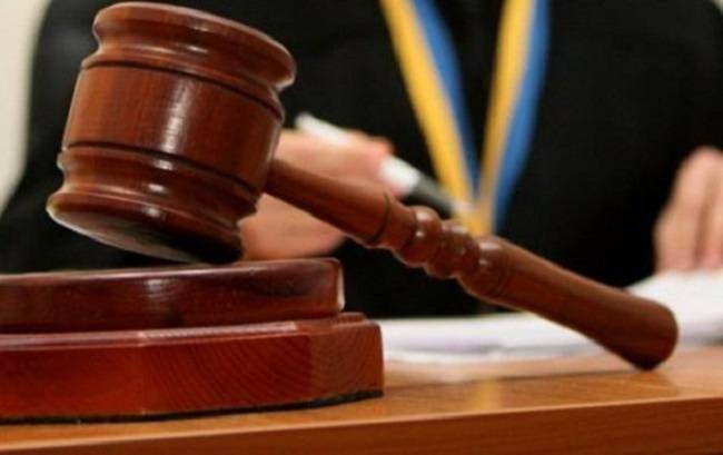 В Ізюмському районі за шахрайство судитимуть кур’єра пошти