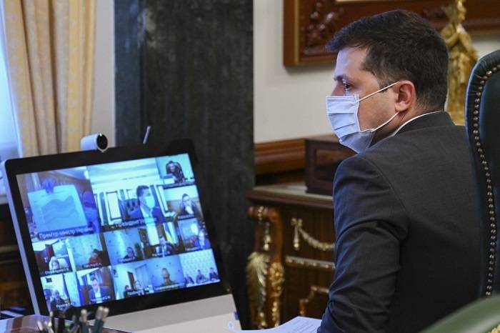 Зеленський доручив до Дня незалежності вакцинувати більшість українців