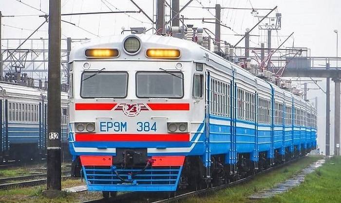 З 3 червня електропоїзд “Костянтинівка – Харків” змінює графік руху