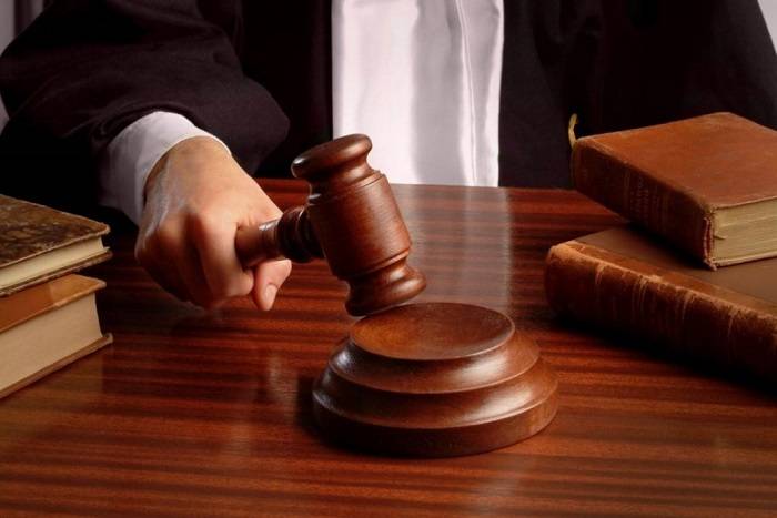 На Харківщині судитимуть поліцейського, який фальсифікував протокол на чоловіка після сварки в суді