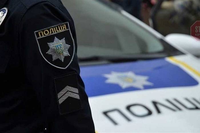 У Харкові затримали патрульного, який розкладав закладки
