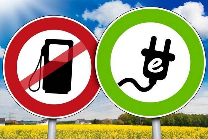В Україні планують заборонити ввезення і реєстрацію дизельних та бензинових авто