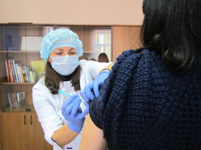 На Харківщині двома дозами вакцини проти COVID-19 щеплені 27% вчителів