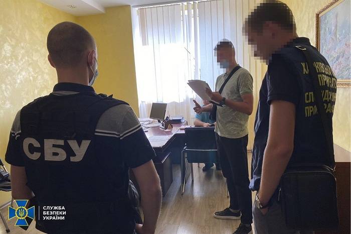 Сотрудники «Укрзалізниці» на Харьковщине присвоили 2 млн «зарплатных» гривен