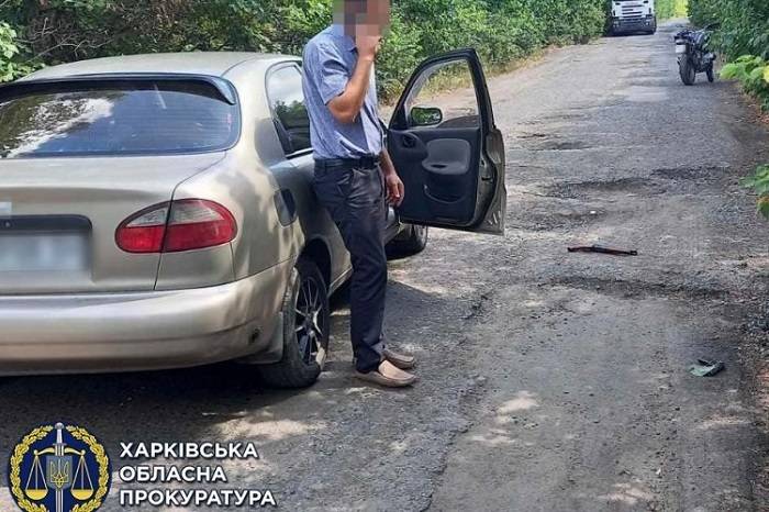На Харьковщине вооруженный мужчина напал на фермеров