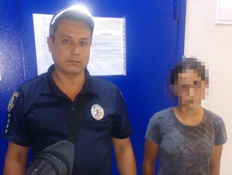 Балаклейские полицейские оперативно разыскали несовершеннолетнюю, которая убежала из дома