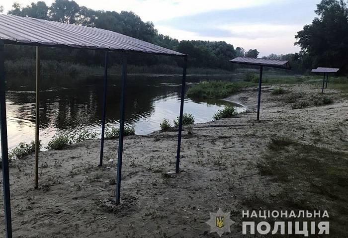 В Изюме судить женщину за невыполнение родительских обязанностей, приведших к гибели ребенка