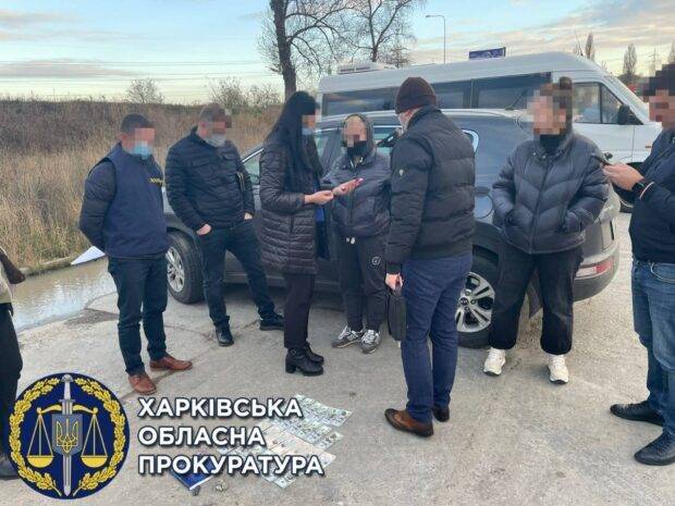 В Харьковской области на взятке поймали начальницу коммунального предприятия