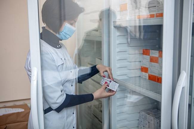 В Україні утилізують пів мільйона доз вакцини через закінчення терміну придатності