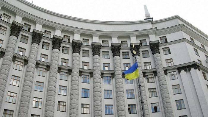 Министры экономики и обороны подали в отставку