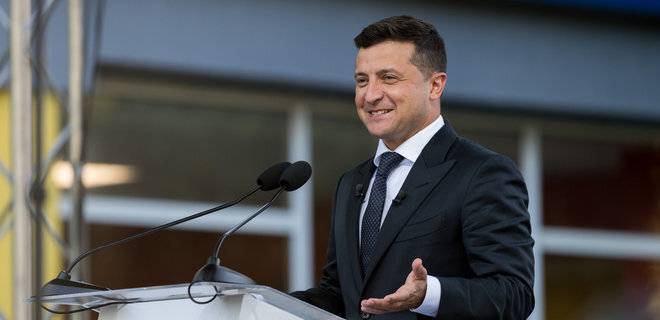 Зеленський анонсував створення національного авіаперевізника – Ukrainian national airlines