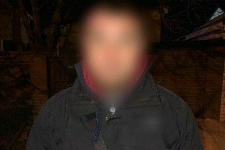 В Харькове двое мужчин выдавали себя за коммунальщиков и обманывали пенсионеров